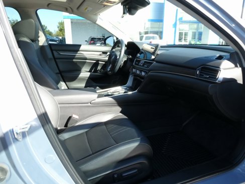 Used 2022 Honda Accord Touring image 15