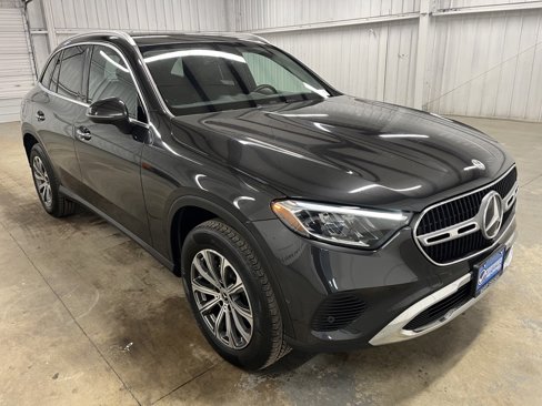 Used 2024 Mercedes-Benz GLC 300 image 1