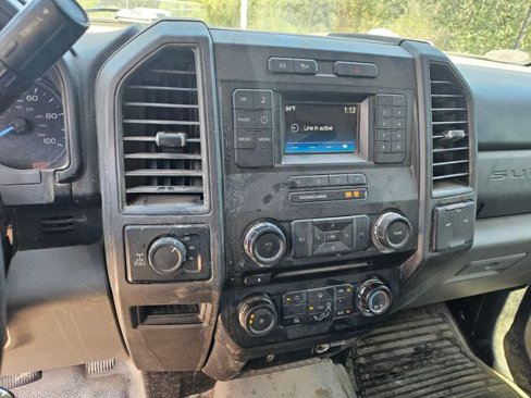 Used 2017 Ford F250 XL w/ Power Equipment Group image 10