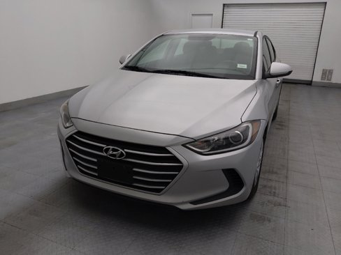 Used 2018 Hyundai Elantra SE w/ Cargo Package image 15