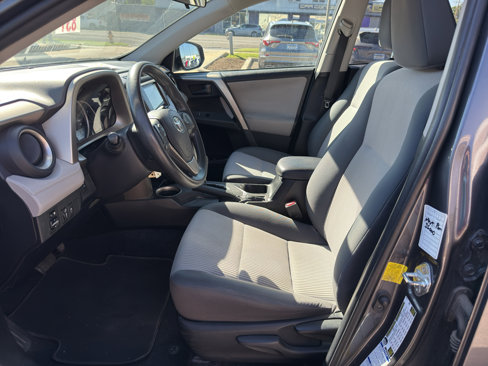 Used 2014 Toyota RAV4 LE image 11