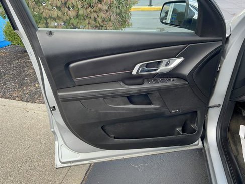 Used 2017 GMC Terrain SLT w/ Driver Alert Package I image 13