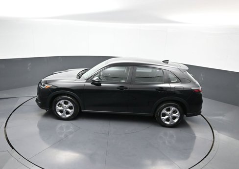 Certified 2023 Honda HR-V LX image 39
