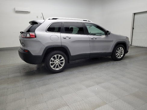 Used 2019 Jeep Cherokee Latitude w/ Popular Appearance Group image 10