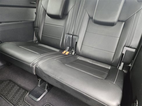 Used 2021 Volkswagen Atlas SE w/ Towing Package image 32