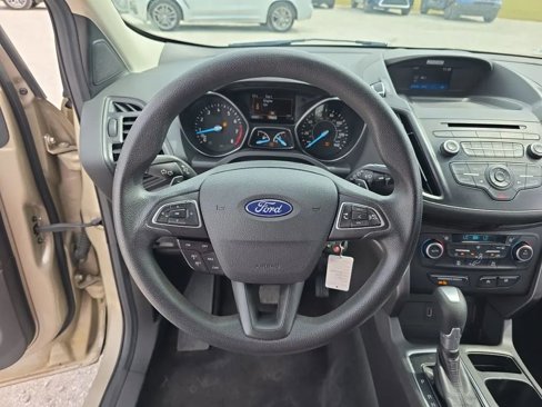 Used 2017 Ford Escape SE image 15