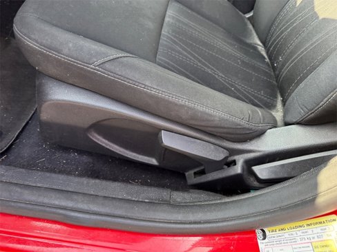 Used 2015 Ford Focus SE image 12