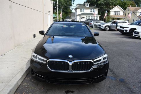 Used 2023 BMW 530i xDrive w/ Premium Package image 3