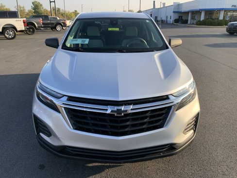Used 2022 Chevrolet Equinox LS w/ LS Convenience Package image 3