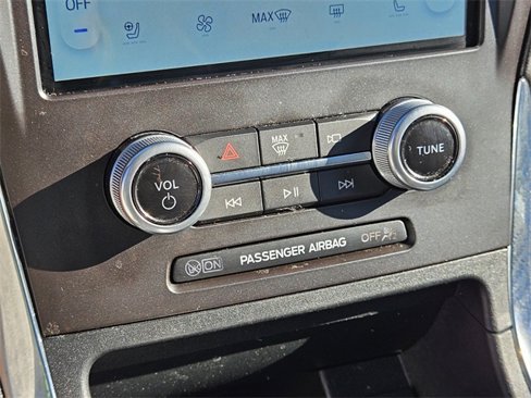 Used 2021 Ford Edge Titanium w/ Equipment Group 301A image 24