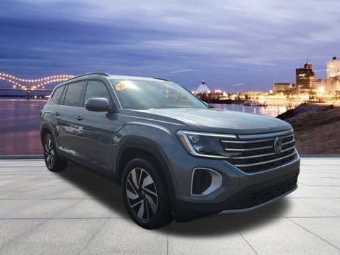Used 2025 Volkswagen Atlas SE image 4