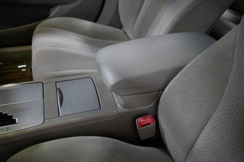 Used 2011 Toyota Camry image 19