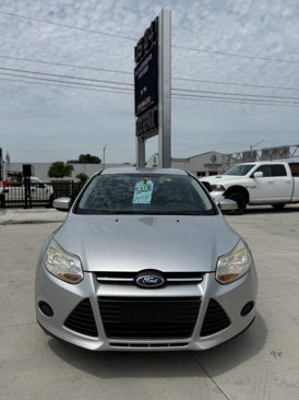 Used 2014 Ford Focus SE image 2