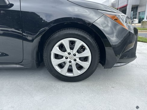 Used 2023 Toyota Corolla LE image 13