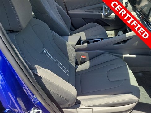 Certified 2024 Hyundai Elantra SEL w/ Convenience Package image 16