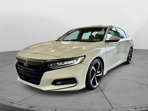 Used 2018 Honda Accord Sport image 2