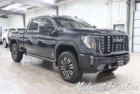 Used 2024 GMC Sierra 2500 Denali Ultimate w/ Max Trailering Package image 5