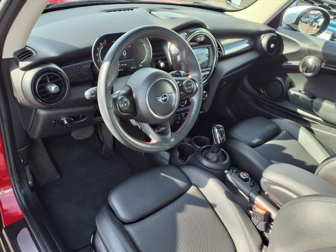 Used 2021 MINI Cooper S w/ 6.5" Touchscreen Package image 4