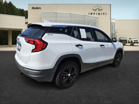 Used 2020 GMC Terrain SLE image 4