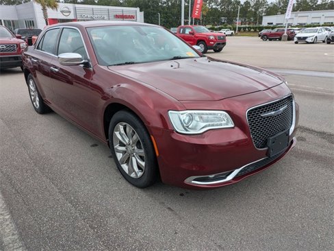 Used 2019 Chrysler 300 Limited image 6