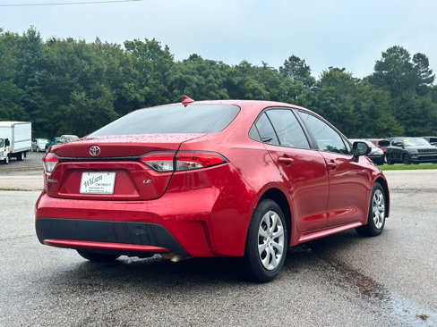 Used 2021 Toyota Corolla LE image 2