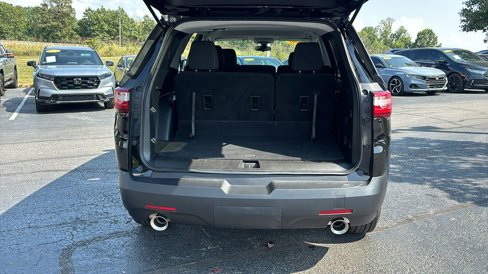 Used 2020 Chevrolet Traverse LS w/ LPO, Cargo Package image 32
