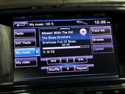 Used 2013 Jaguar XJ image 78