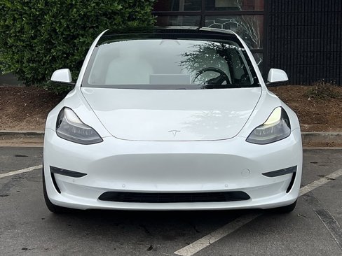 Used 2021 Tesla Model 3 Standard Range Plus image 3