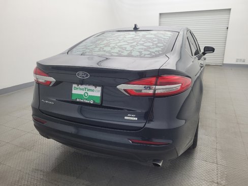Used 2020 Ford Fusion SE image 7