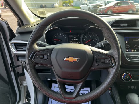 Used 2023 Chevrolet TrailBlazer LT image 12