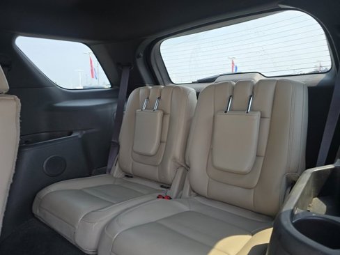 Used 2014 Ford Explorer XLT w/ Equipment Group 202A image 15