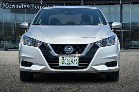 Used 2022 Nissan Versa SV image 9