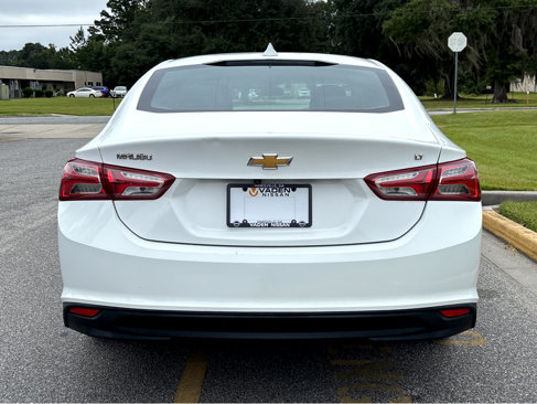 Used 2021 Chevrolet Malibu LT image 16