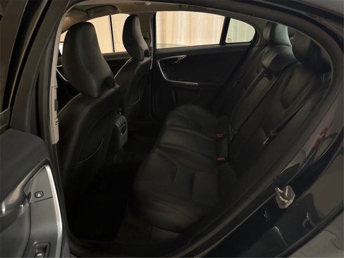 Used 2015 Volvo S60 T5 Premier image 37