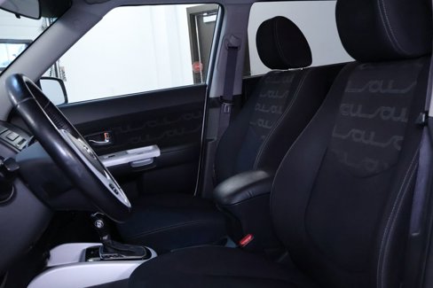 Used 2012 Kia Soul + image 12