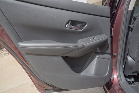 Used 2020 Nissan Sentra SV image 16