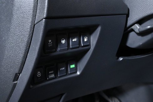 Used 2020 Nissan Rogue SL w/ Premium Package image 24