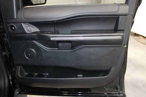 Used 2021 Ford Expedition Max XLT image 38