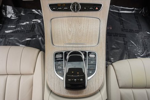 Used 2019 Mercedes-Benz E 450 4MATIC Coupe image 31