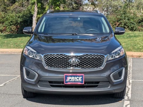 Used 2018 Kia Sorento LX image 2