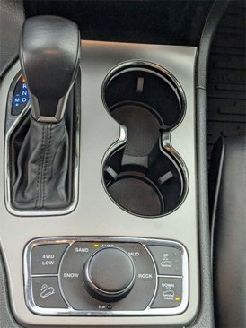 Used 2018 Jeep Grand Cherokee High Altitude image 25