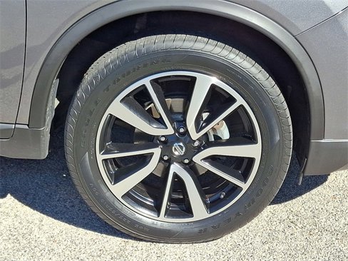 Used 2019 Nissan Rogue SL image 8