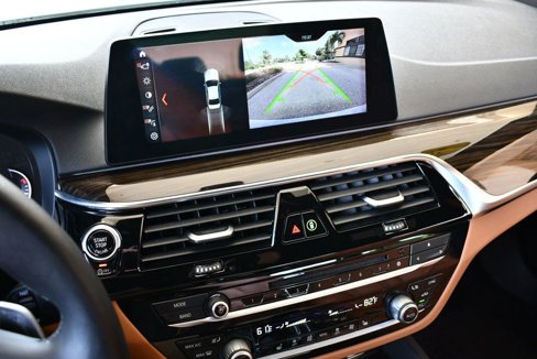 Used 2018 BMW 530i xDrive image 56