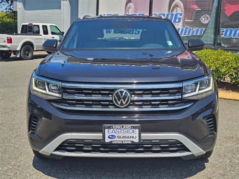 Used 2022 Volkswagen Atlas Cross Sport SE image 2