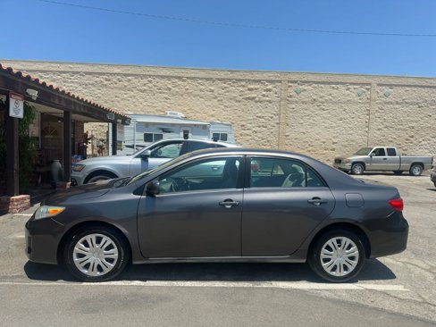 Used 2013 Toyota Corolla LE Special Edition image 3