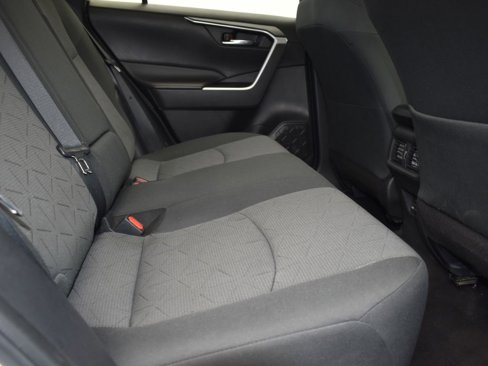 Used 2022 Toyota RAV4 XLE image 22