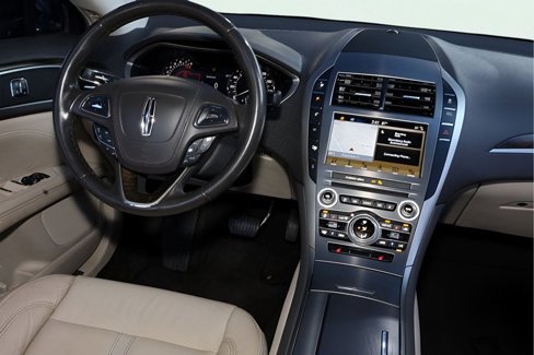 Used 2017 Lincoln MKZ Select w/ Select Plus Package image 18