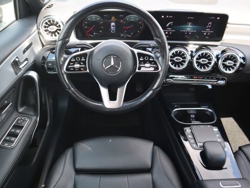 Used 2021 Mercedes-Benz A 220 image 11