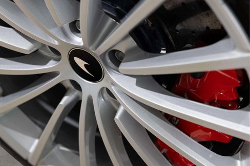 Used 2020 McLaren GT image 11