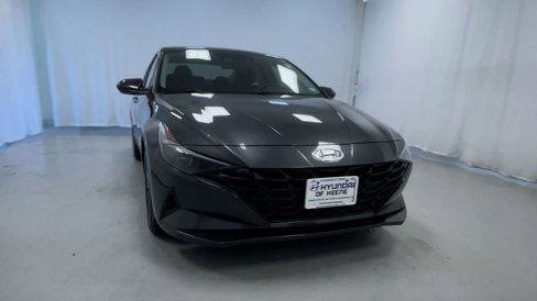 Used 2022 Hyundai Elantra SEL image 3